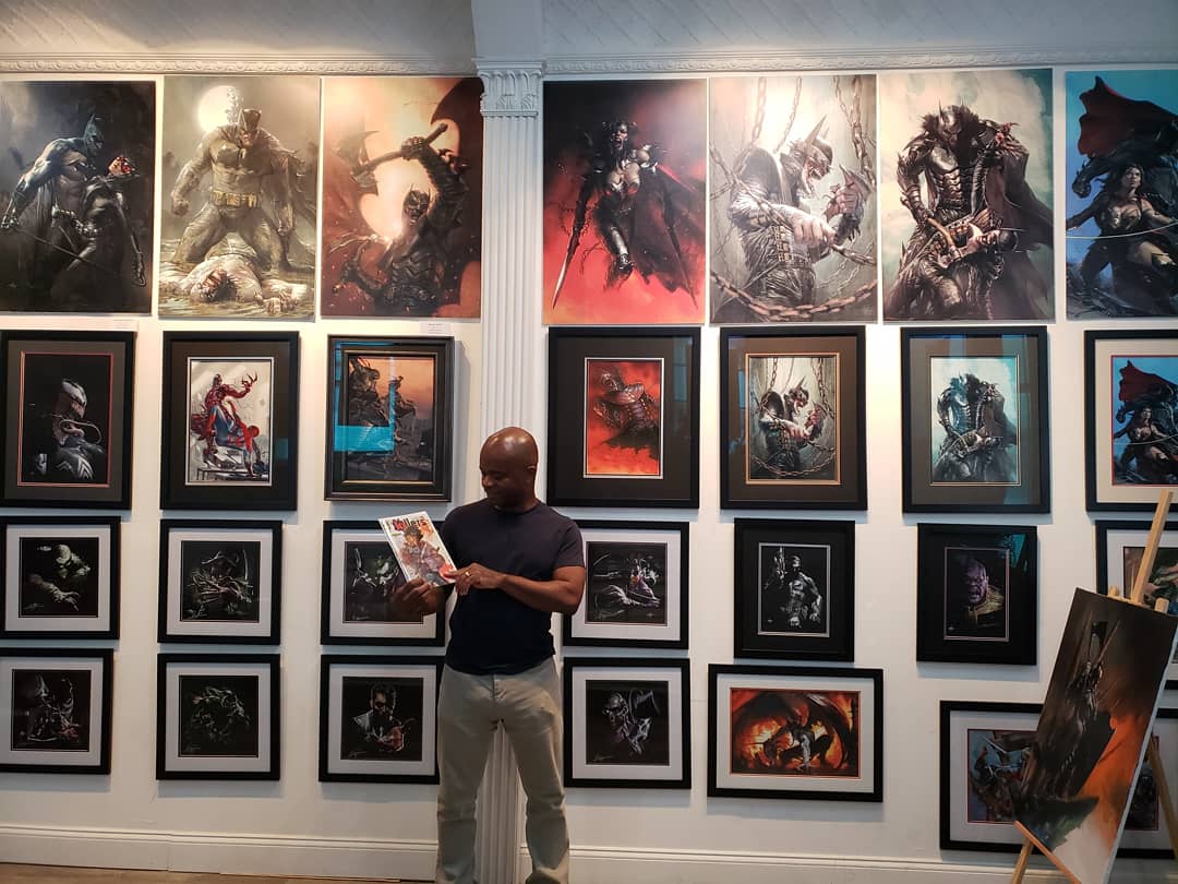 Mrbulletproof1's tweet photo. Editor extraordinaire @illmasterone of @a_wave_blue_world stopped by the gallery 2 check out our newest exclusive cover from @ValiantComics #Killers #1 by superstar artist @jonboy007007  &amp; written by @bclaymoore &amp; interiors, illustrated masterfully by @fernandodagninoguerra https://t.co/ftU9N290XF