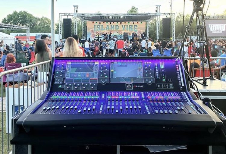 ERNIE_SD's tweet photo. This past weekend
#2019islandvibe
#SanDiego
#thegreen
#AVwork
#akrozprofessionals https://t.co/DOF3GlxJAl
