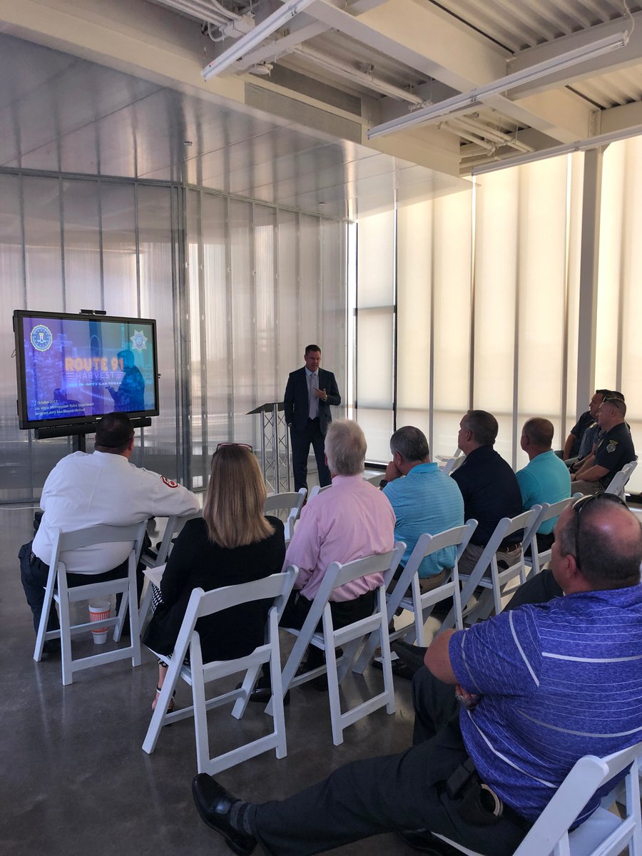 EXPLOREHS24's tweet photo. EXPLORE Healthcare Summit Hospital Pre-Conference speaker  Jerry MacDonald, Sergeant (Ret) Las Vegas Metro Police Department, speaks to our local first responders about emergency preparedness. Hear him speak tomorrow: https://t.co/B8KBEKQpUH https://t.co/ffVGqmAtzG