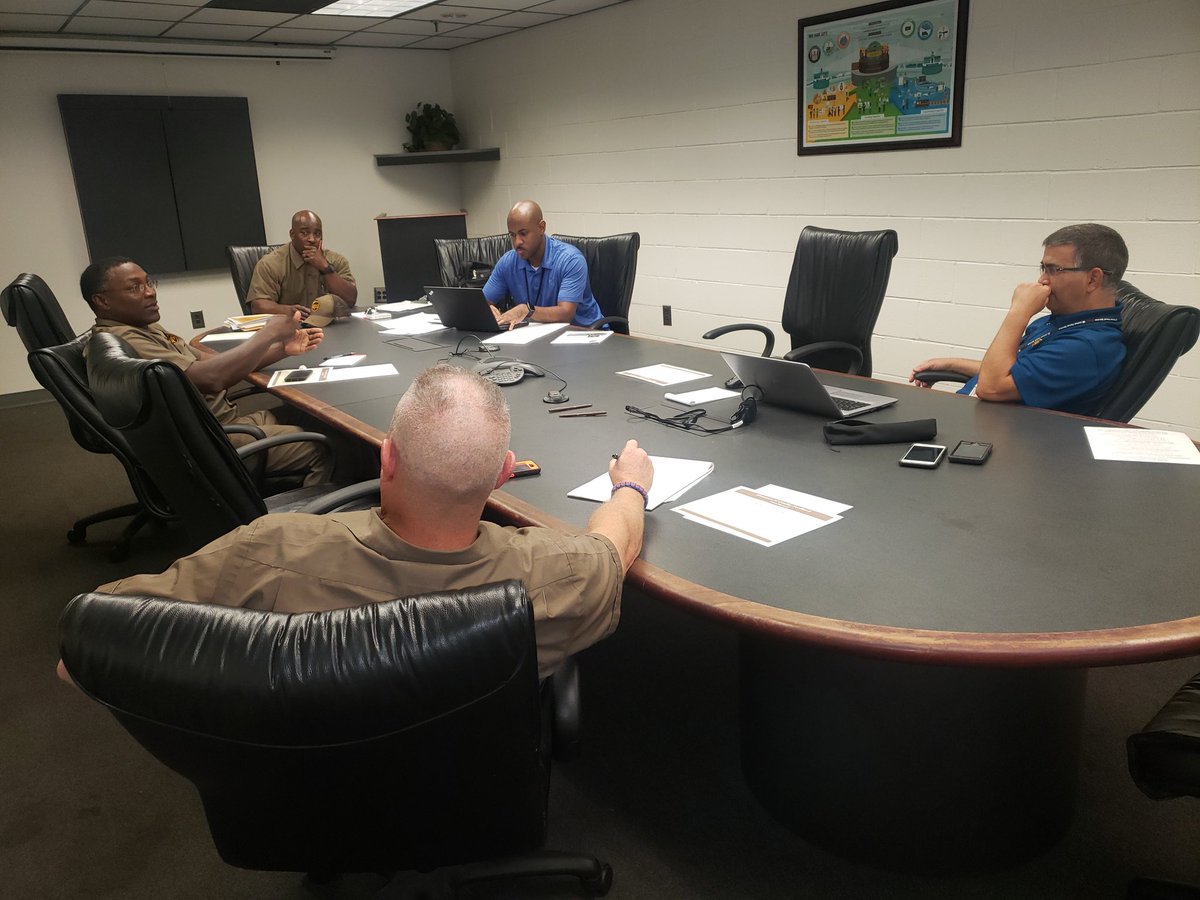 jbhardawayups's tweet photo. Jackson, MS Feeders - Safety Restart....High-level talks on providing Quality Feedback and getting Quality observations.....Looking forward to seeing your results!!!! https://t.co/e8msLmekFZ