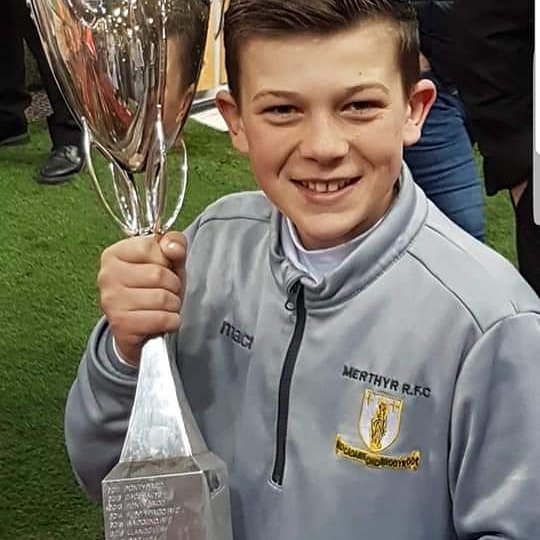 mousemanmason77's tweet photo. Any small business out there willing to sponsor this young man for @RFCMerthyr forthcoming season. PM me for more info 👌#Teeboy https://t.co/ZDdkybBXBQ