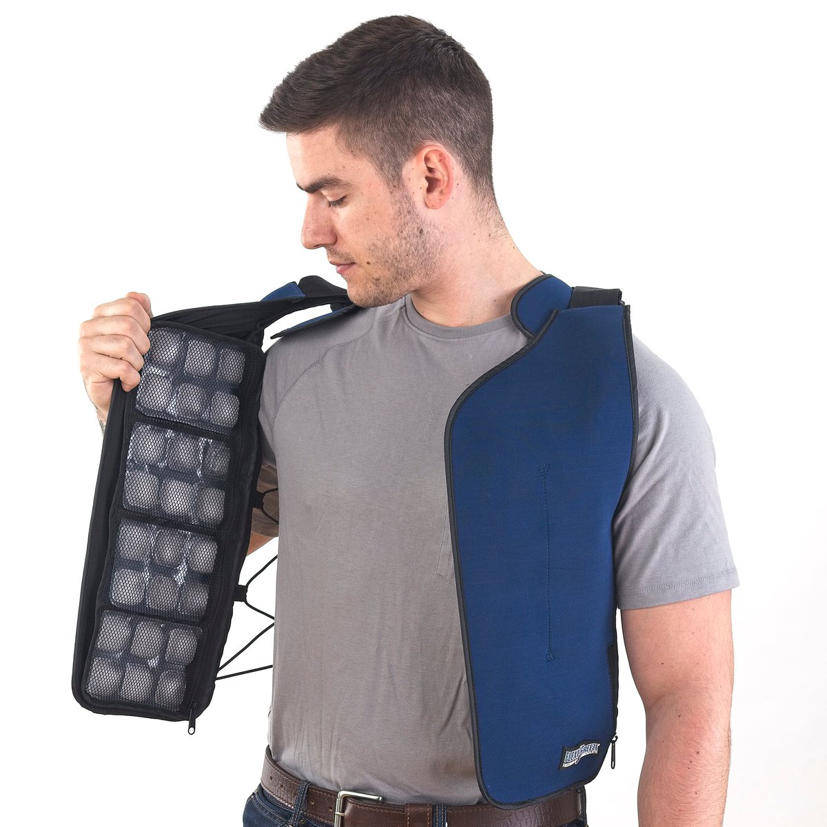 Say hello to the FlexiFreeze Personal Series Ice Vest (available in Velcro and Zipper). Perfect for every occasion including mowing the lawn, gardening, or simply wanting to keep cool!
iceveststore.com/collections/co…

#heat #heatintolerance #heatwave #safety #cooling #vest #dogwalking