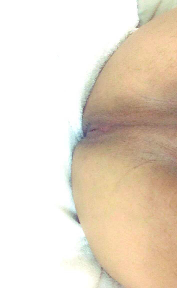 sstss231's tweet photo. بوث من الكويت 👅👅 https://t.co/3WGCmf6LRk