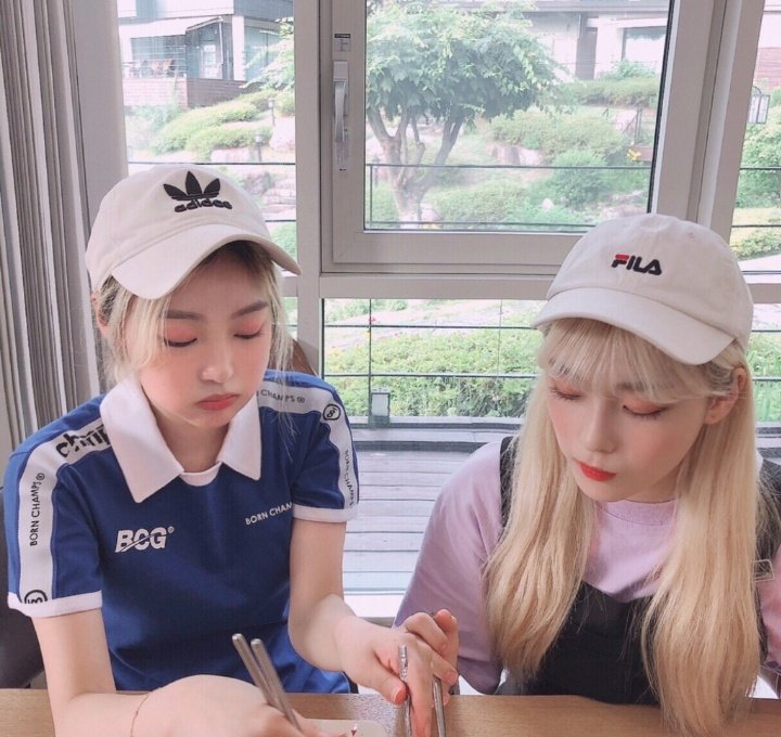 DreamNoteArg07's tweet photo. 05.08.19 •|FANCAFE|• Actualización de Dream Note♡ @ime_dreamnote
#드림노트 #Lara
#KPOP #IDOL #GIRLGRUOUP
#DreamNote #DreamNoteArg07
Trad Esp: Dream Note 드림노트 - Argentina
Cr. DreamnoteBr
~Ro🌹 https://t.co/th6bJANolY