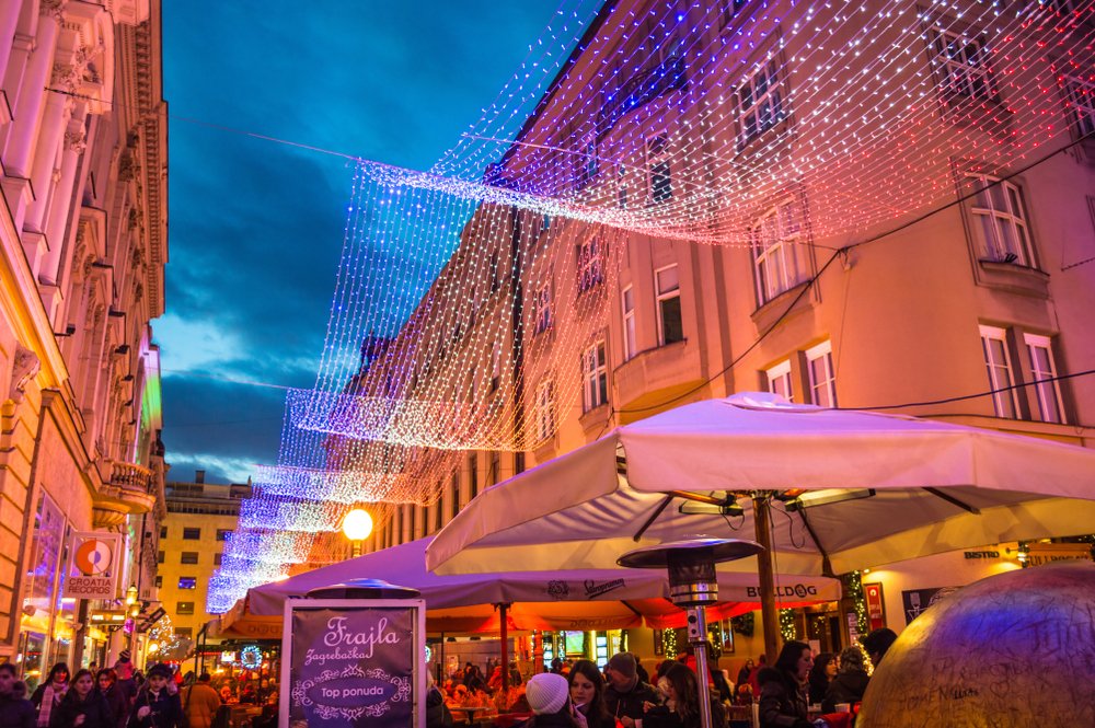 DublinAirport's tweet image. Looking for the perfect winter shopping destination? Zagreb was voted Europe's Best Christmas Market 3 years in a row. Win flights for 2 to the Croatian capital with @croatiaairlines. Just follow and retweet to enter. #DUBZagreb