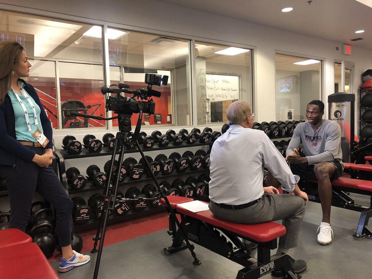 TheRunninRebels's tweet photo. While @usabasketball practices on the Mendenhall Center court, some of our guys were talking with @8NewsNow’s @sports8 &amp; @KevaneyMartin. Airs on channel 8 at 6p and 11p. #BEaREBEL #UNLVmbb https://t.co/ITtcYFrdX7