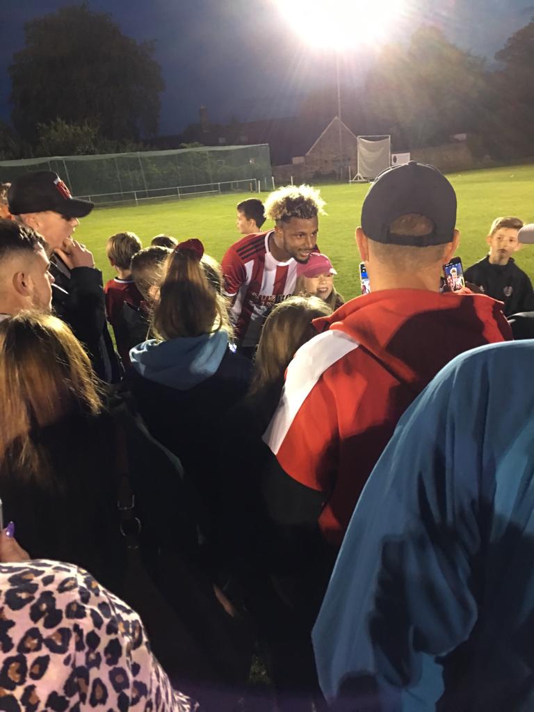 HallamFC1860's tweet photo. Lovely of Lys Mousset to stay out on the pitch after the final whistle to take some selfies with some junior blades! Touch of class! 👏🏻

#HallamFC https://t.co/NHM6sq1ZVK