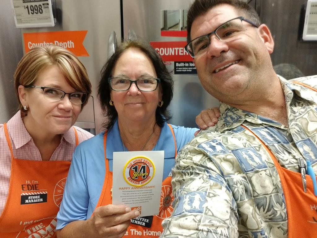 JoeTHD1's tweet photo. Pat Ciaccio, Congratulations on 14 years!!! @edietelford @BrittanyTHD @CrickettSurls @VickiSm03567042 @ https://t.co/8herHxsP8Q