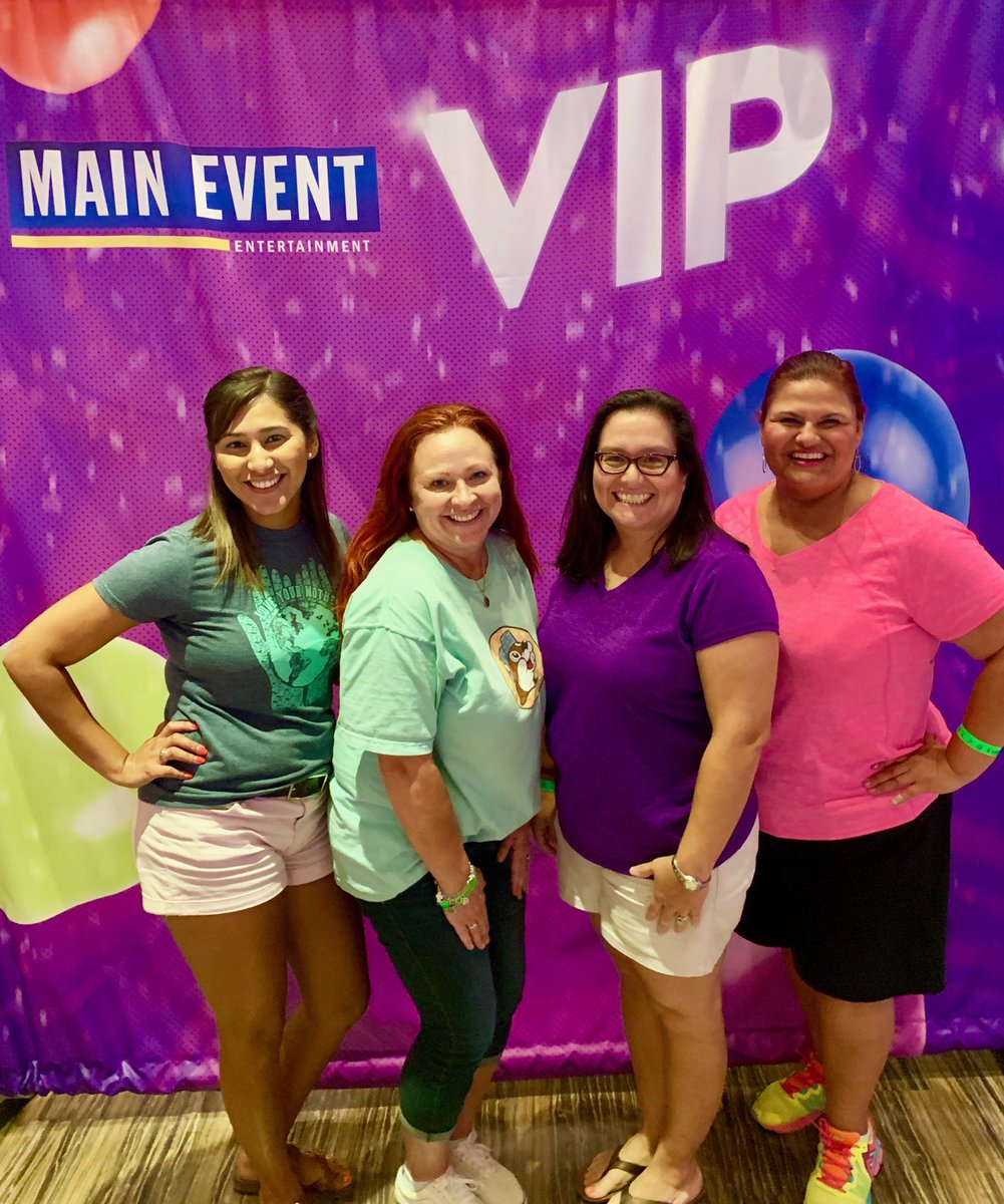 mrsavillarreal's tweet photo. Fun Retreat Day 2 @MyMainEvent with our team-Las Bowleras. 🎳 @NISDLangleyES @LangleyPreK @MrsCoverick @mcmac4th #Langleylobos https://t.co/AvUwHhtrsE