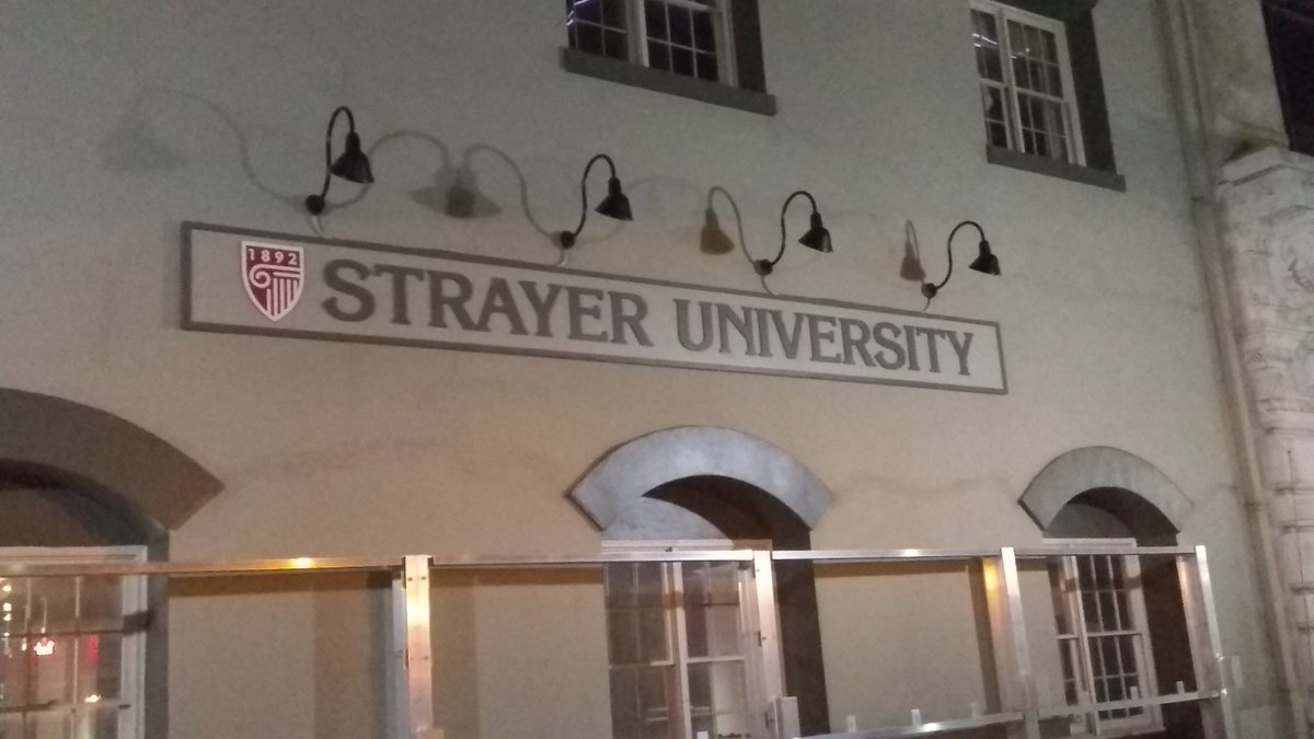 IdentitySigns1's tweet image. Signfoam signs installed with goose neck lighting for @StrayerU in Mobile
