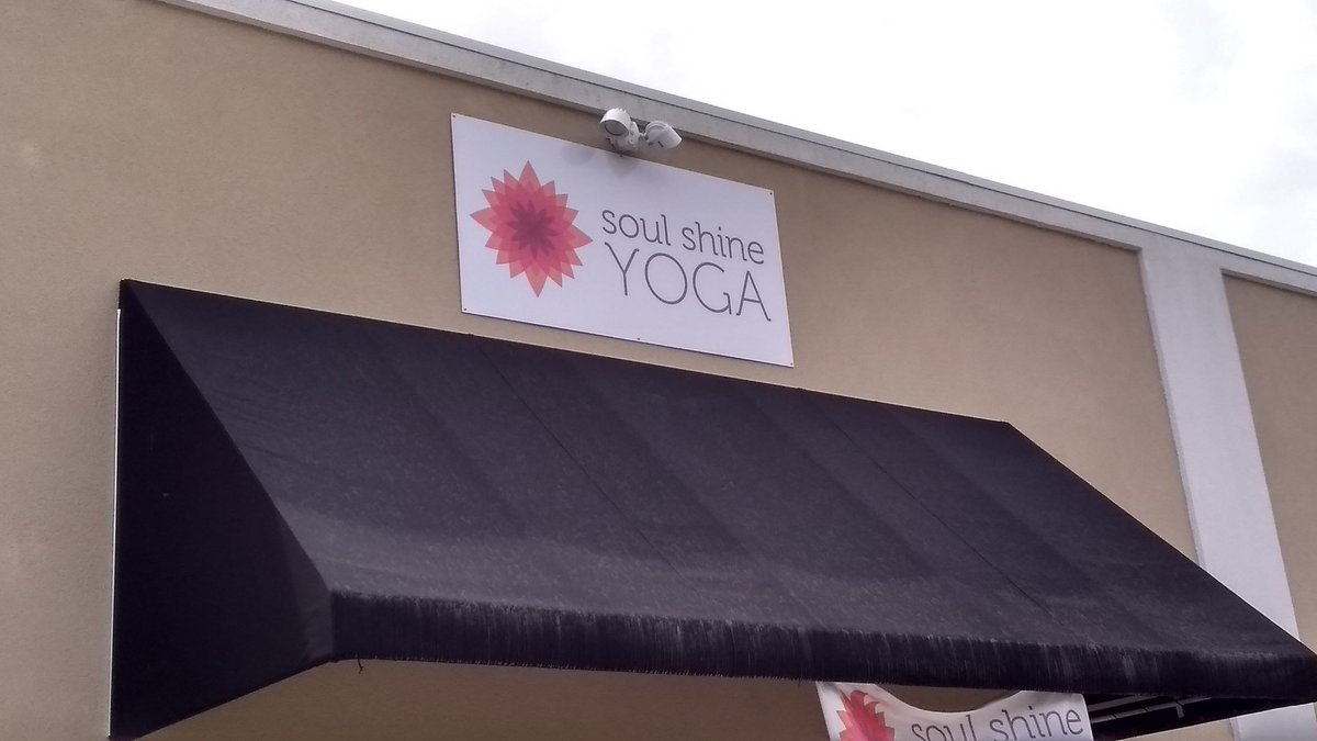 IdentitySigns1's tweet image. Signs produced and installed for @soulshine_life in Daphne. Go see Emily!