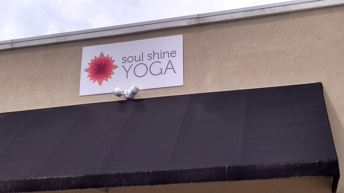 IdentitySigns1's tweet image. Signs produced and installed for @soulshine_life in Daphne. Go see Emily!