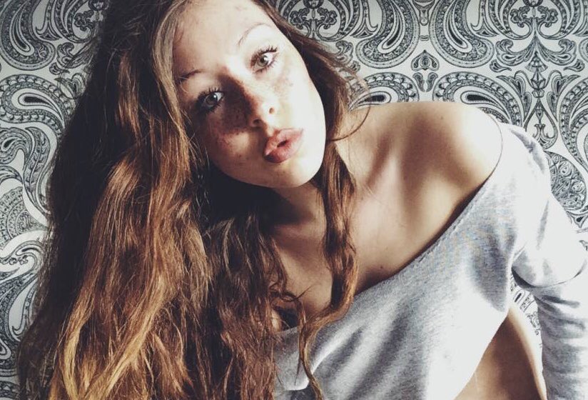 ELaceford's tweet photo. doing 20 nude videos for £10!! hmu #buyingnudes #sellingnudes #isellnudes https://t.co/LRKZSmKIAs