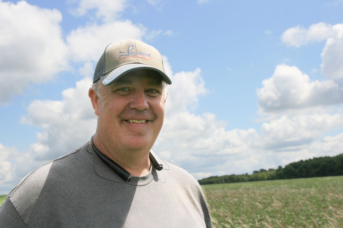 MnPCA's tweet photo. The #MNriver is facing a major sediment pollution challenge, and farmers like Greg Entinger have answered the call. Find out how Greg is making his cropland both more water friendly and more profitable. https://t.co/qAfjpqbhUk https://t.co/N4bcoiCYLm
