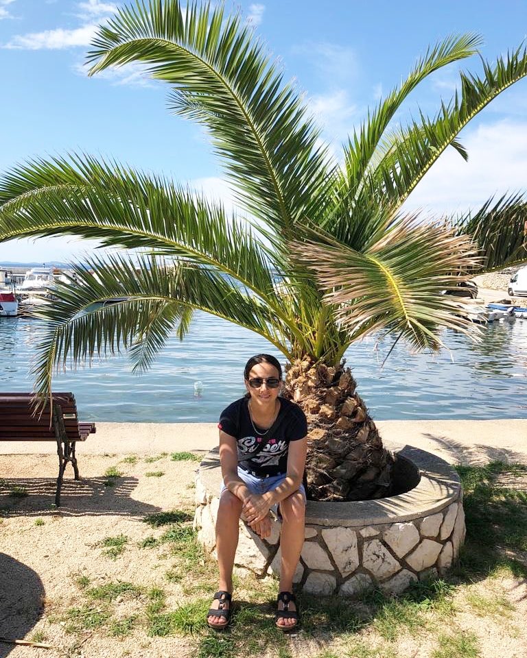 tanjaveutner's tweet photo. Urlaubszeit ist die schönste Zeit im Jahr.😎
#taveu #tanjaveutner #holiday #women #view #meer #palme #happy #lucky #awesome #sun #summer #myself #travel #travelling #picoftheday #photooftheday #instagood #instagram #insta #more #beautiful #spaß #iloveit https://t.co/mYXEPvH0cY