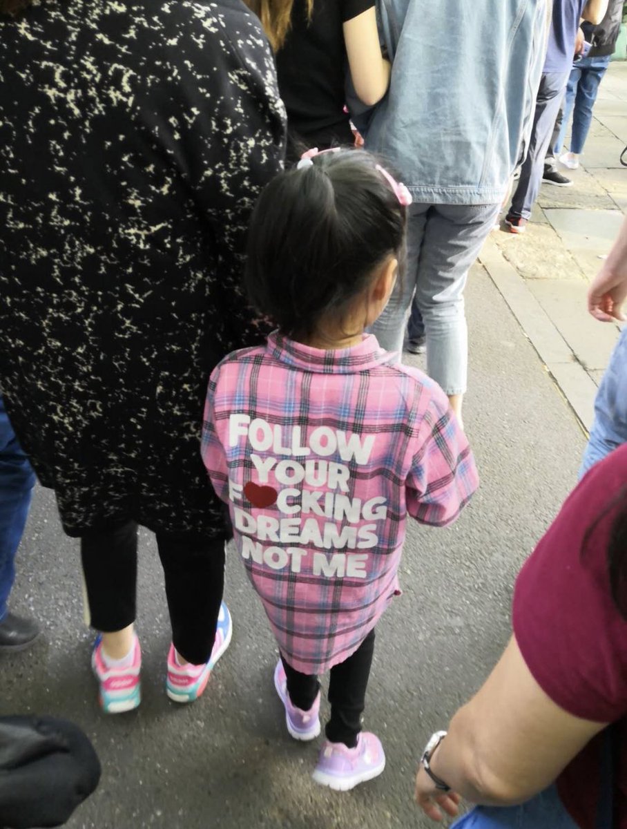 (16)FASHION IN CHINA PT. 2, children’s fashion was always something really cute/funny or traditional-style. Either way it was worth taking a pic of every time 