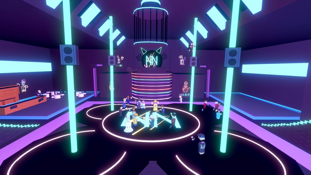 discover_place's tweet photo. Une discothèque en VR @recroom https://t.co/Gtmh4TfB8B
