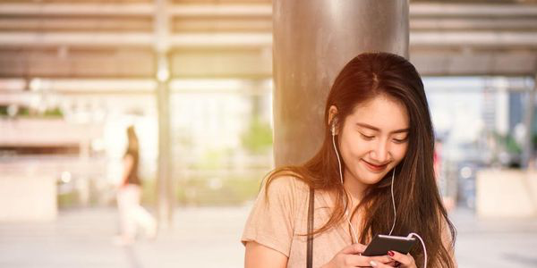 7 Ways To Up Your Chances Of Going Viral On Social Media wlim.co/8D9