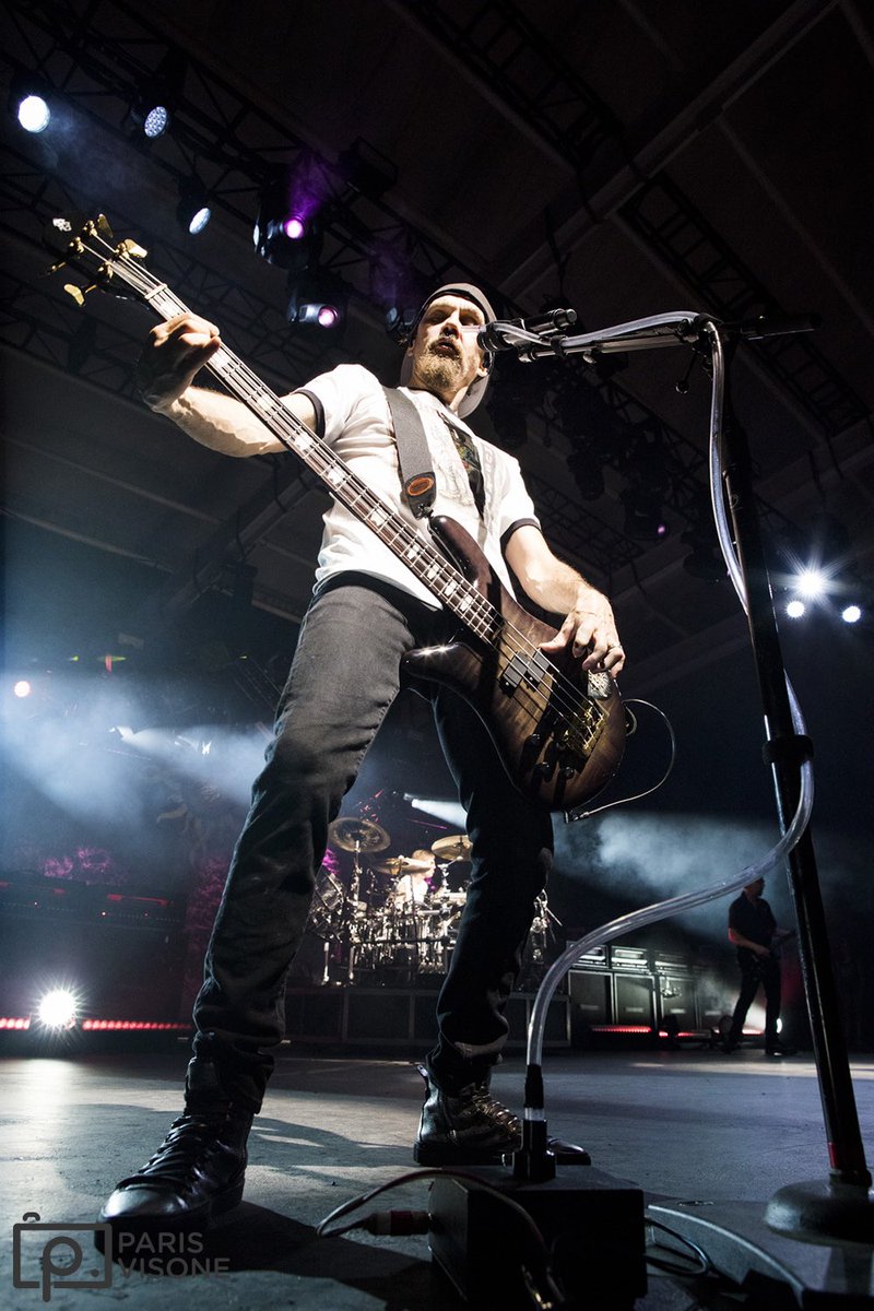 godsmack's tweet photo. In August 2014, the city of Boston has proclaimed AUG 6 as 'Godsmack Day' in the city! How are you celebrating today !? 🤘🤘🤘
📷 @parisvisone
#godsmack #gs2019 #whenlegendsrise #godsmackday #boston https://t.co/08PTk83iO1