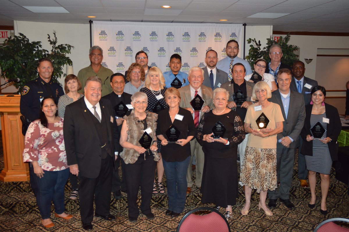 IrvingPD's tweet photo. Please help us in congratulating @IrvingPDChief who was awarded the Civil Servant of the year at the 2019 Mayor and #KeepIrvingBeautiful Awards Reception! Also, congrats to all the other award recipients and a big thank you to #KIB and all its sponsors! https://t.co/TGcoztvYAc