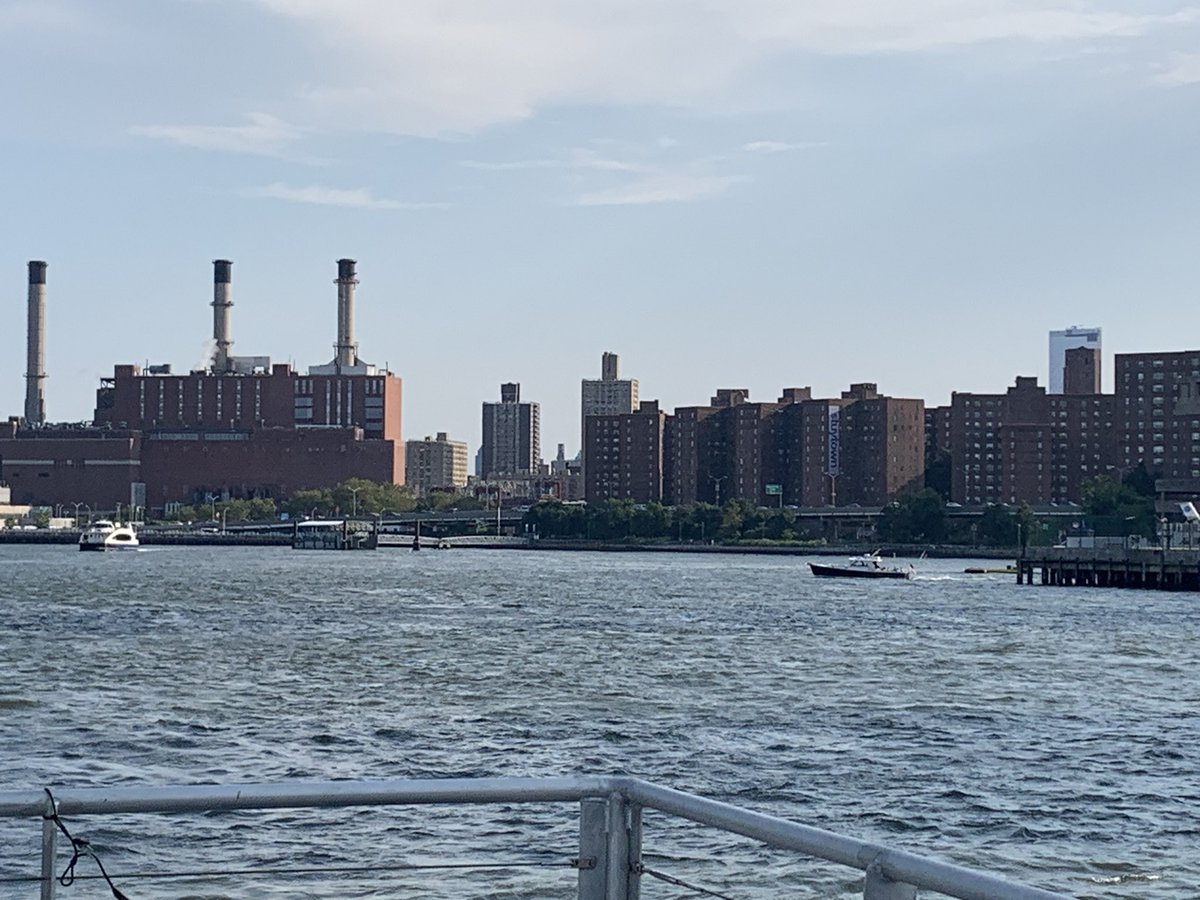 .<a href="/NYCferry/">NYC Ferry</a> you really are the best way to commute home! <a href="/StuyTownApts/">StuyTown Apartments</a> #StuyvesantCove