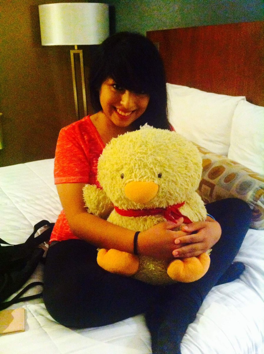 Anya_Tekken's tweet photo. Back in Mexico suffering a bad case of post tournament blues. #EVO2k19 was amazing. I just wish I could hug Mr Ducky one more time. Thank you so much for the picture @MilkyCloud. https://t.co/Mvn3P76AZI
