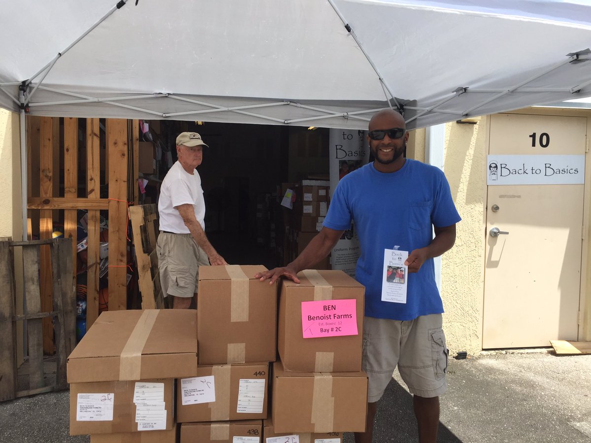 BackToBasicsIn1's tweet photo. Today we distributed #uniforms to over 20 schools in @palmbeachcountyfl with the help of our spectacular #volunteers! 🏫 Stay tuned for more pictures from today and our upcoming distribution tomorrow!
-
#givingback #backtoschool #helpingothers #dogood #makeadifference  #nonprofit https://t.co/nTBhVJZJhL