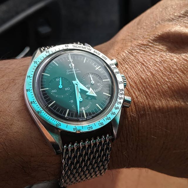 yorktime's tweet photo. It's a hard knock life #speedytuesday #omegawatches #omegaspeedmaster #moonwatch #speedypro #57speedy #omega #chronograph #watchesofinstagram #watches #wristporn #wristwatch #swisswatch #iconic https://t.co/jx0sl14V1t