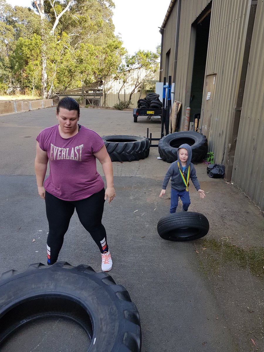 RebeccasSocial's tweet photo. His new fave thing... Flipping tyres with #mum 🤗 #crossfit #grownstrong https://t.co/Pm6WxTwYub