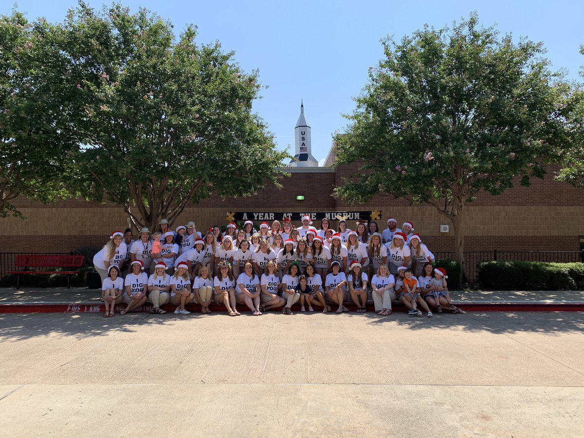 marauder2323's tweet photo. Can you dig it?! Amazing day at #mcaMuseum Welcome back to all of our staff! Ready to #curate2educate #museumschool https://t.co/e395usL1f7