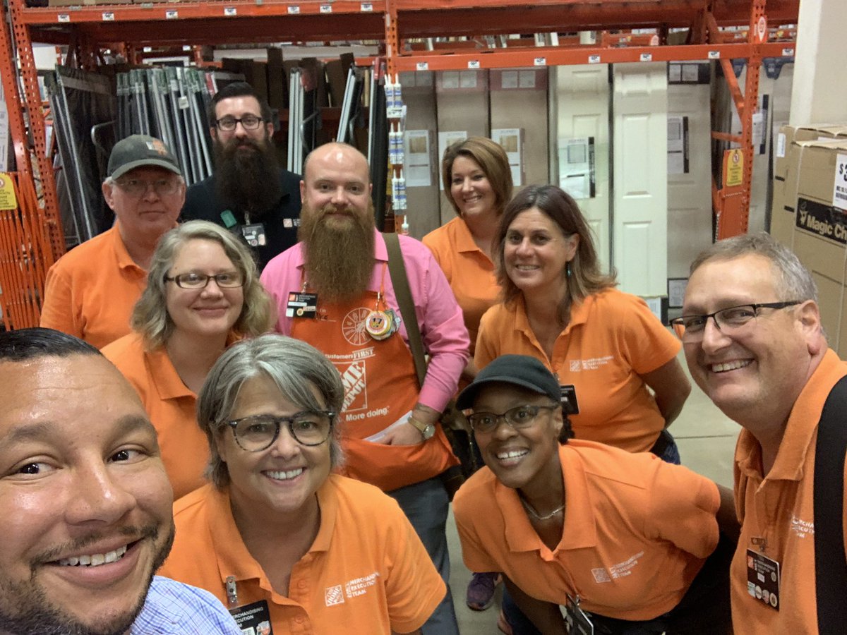 Great day at 3801 in Toledo, Ohio! Special recognition for Tim from this team for being a top notch coach and new associate trainer. Awesome job Tim! @Mike_Ekmeian @HouleHeather @Sharmarl_King @TimAdamsTHD