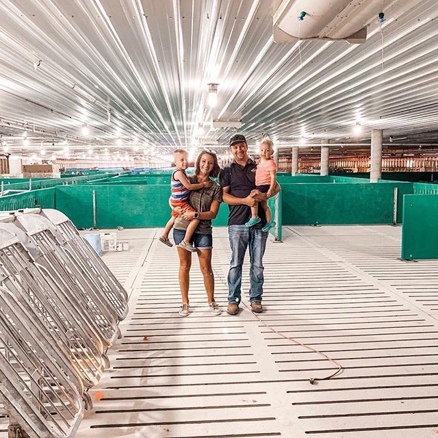 We are your farmers. 💕
•• #Repost @thegratefulfarmwife
・・・
If we knew then what we know now // Oh, the life lessons we’ve learned aver the last four years building and rebuilding our sow unit - I think we could write a book.
••
When your in the m… ift.tt/2yHfD78