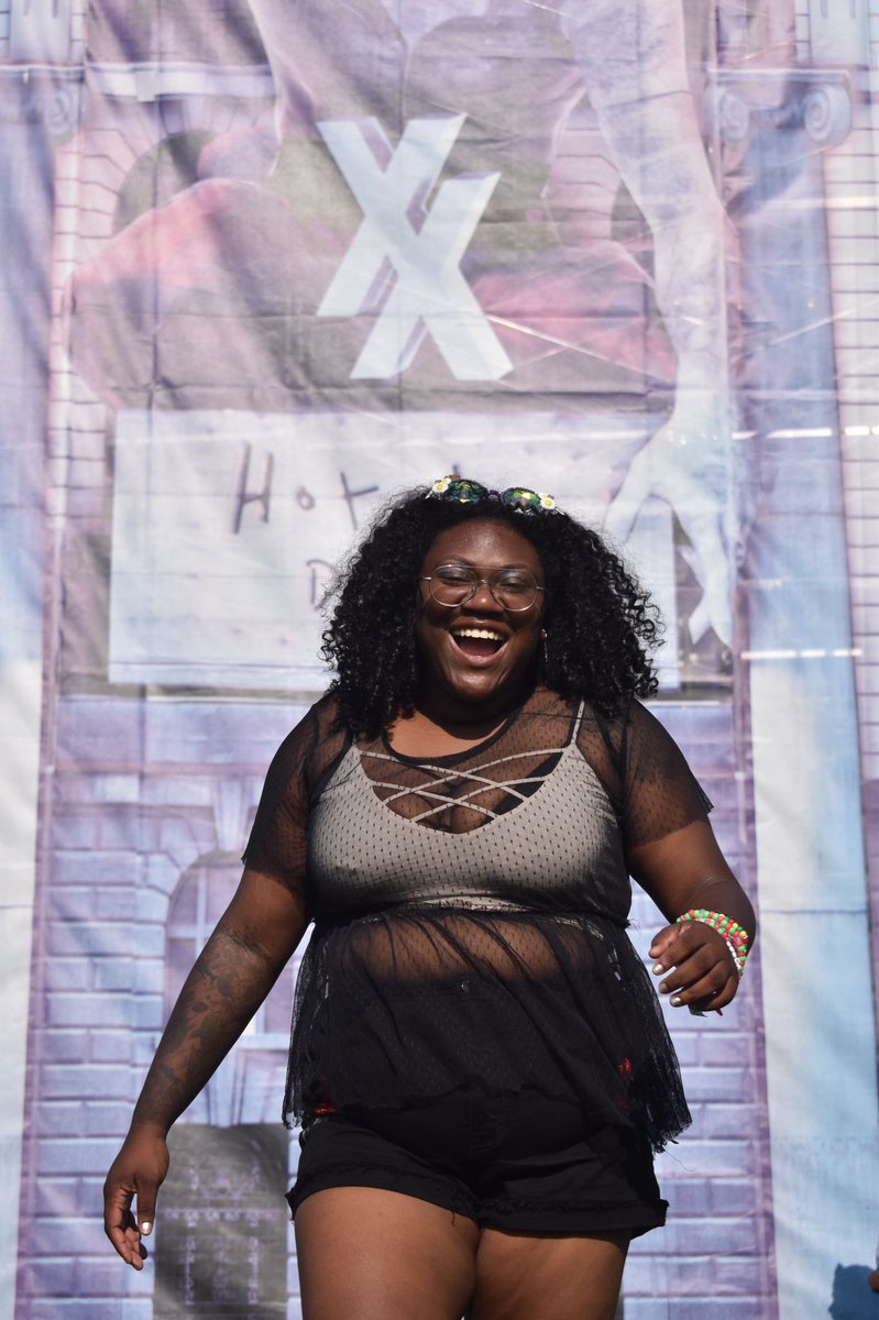 raesmelt's tweet photo. mood when you check into #hoteldiablo #estfest2019 https://t.co/n3lQSrOLg6