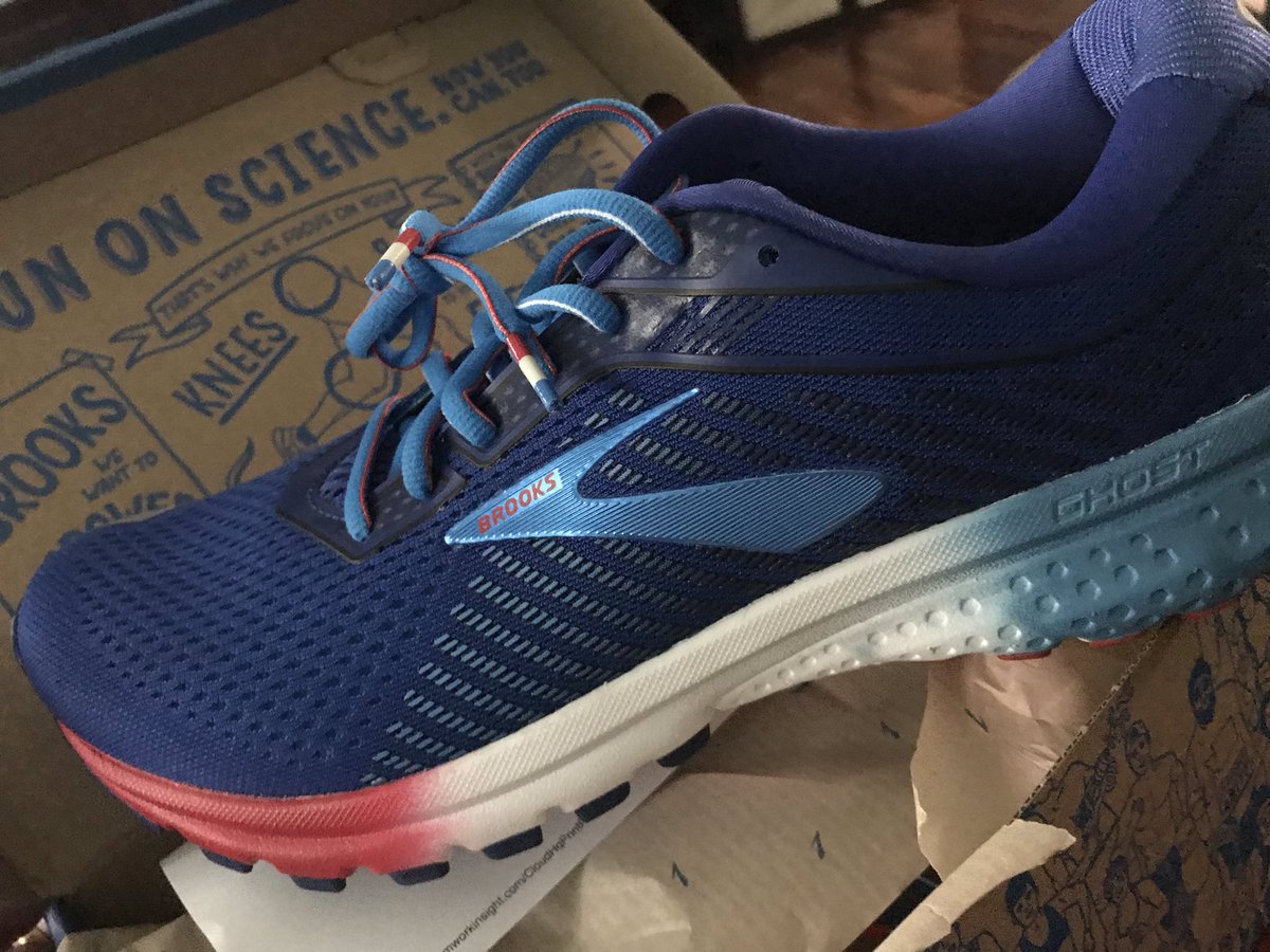 brooks ghost 12 rocket pop