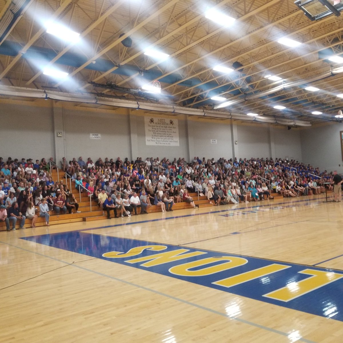 NDCLathletics's tweet photo. Great turnout for #OHSAA mandated Lion Pride Night this evening in McGarry Gym - thank you to our parents &amp; student-athletes for making time to attend this important meeting! #WeAreNDCL
#LetsGoLions https://t.co/KnOeQ4oopT