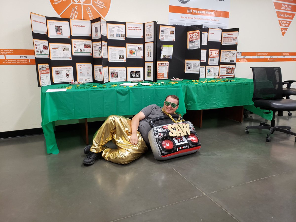 Courtney_6946's tweet image. Tommy 2 chains in the house for a special guest appearance for #paccentralsaw!