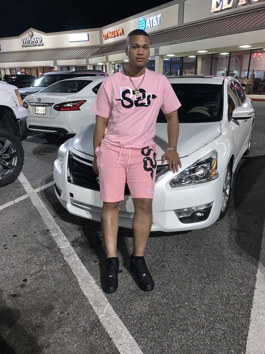 bruner___'s tweet image. Nigga wasn’t on his job, so I had to lay ‘em off🥴 #Nasty19 🥳