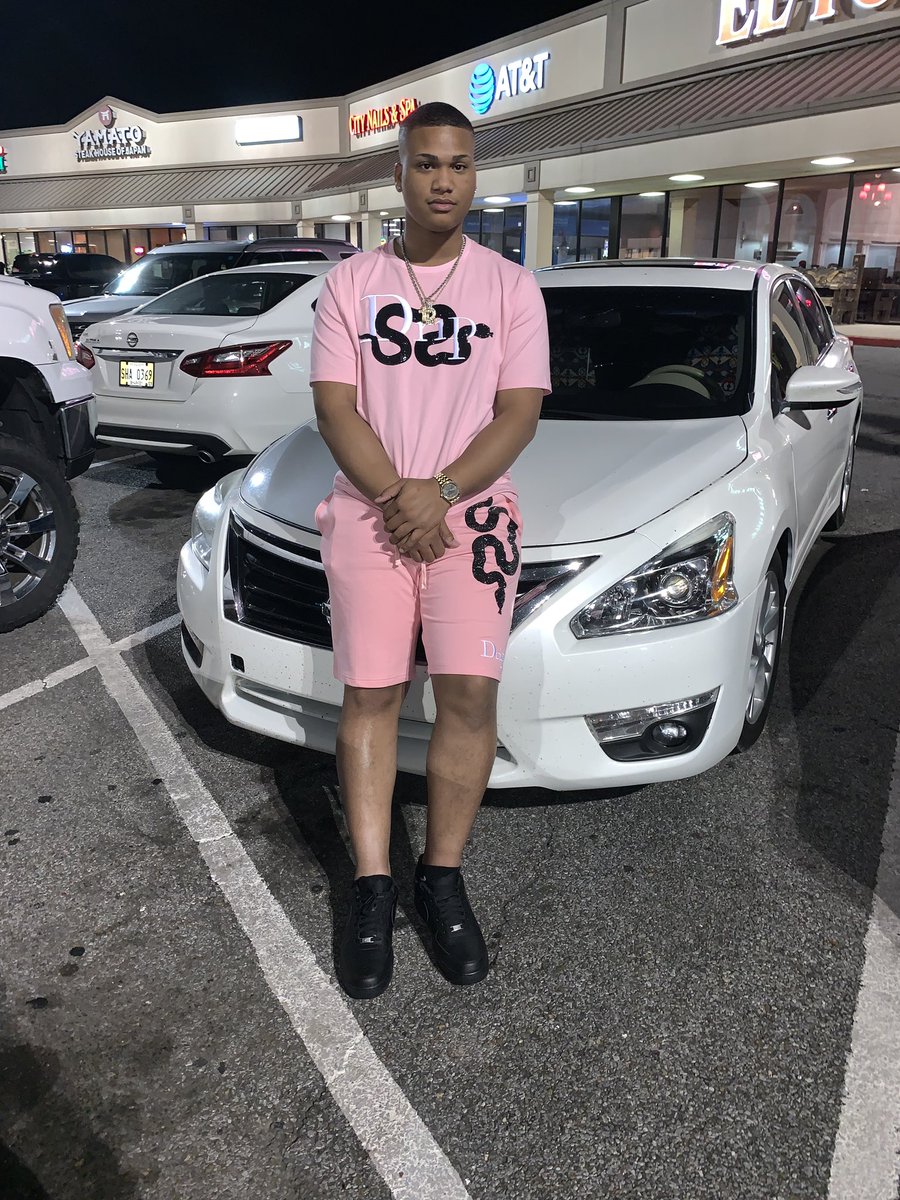 bruner___'s tweet image. Nigga wasn’t on his job, so I had to lay ‘em off🥴 #Nasty19 🥳