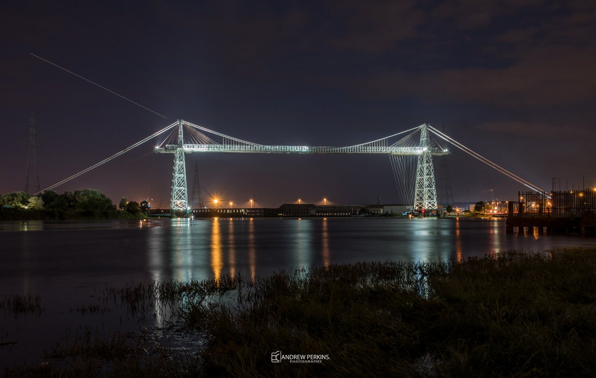 High tide at Newport Transporter Bridge 05-08-19. <a href="/NpTbridge/">Transporter Bridge</a> #transporterbridge <a href="/walesdotcom/">This is Cymru Wales</a> 
#NewportAtNight <a href="/ItsYourWales/">It's Your Wales</a> <a href="/visitwales/">Visit Wales 🏴󠁧󠁢󠁷󠁬󠁳󠁿</a> <a href="/visit_newport/">Visit Newport</a>