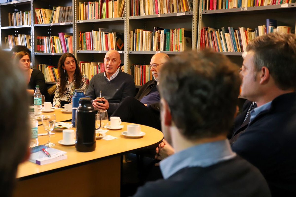 Kicillofok's tweet photo. El proyecto político es reconstruir la identidad de la provincia de Buenos Aires en base a su propia cultura, a sus propios habitantes y a su propia potencialidad.

#AxelGobernador ☀🇦🇷
#HayFuturoParaVos https://t.co/lNAfRNQ3WT