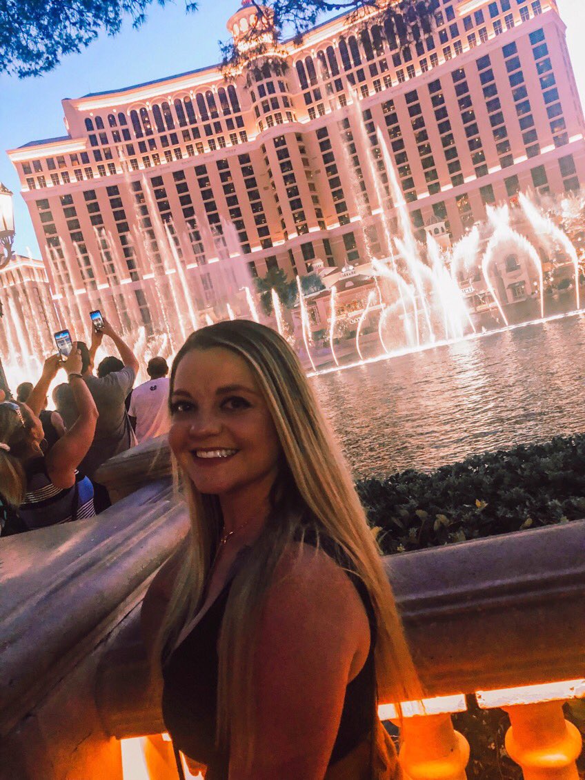 KatSimm4's tweet photo. Nevada &amp; Arizona Owe Me Nothing 🎰⛺️🗺 https://t.co/wKQIMELRlK
