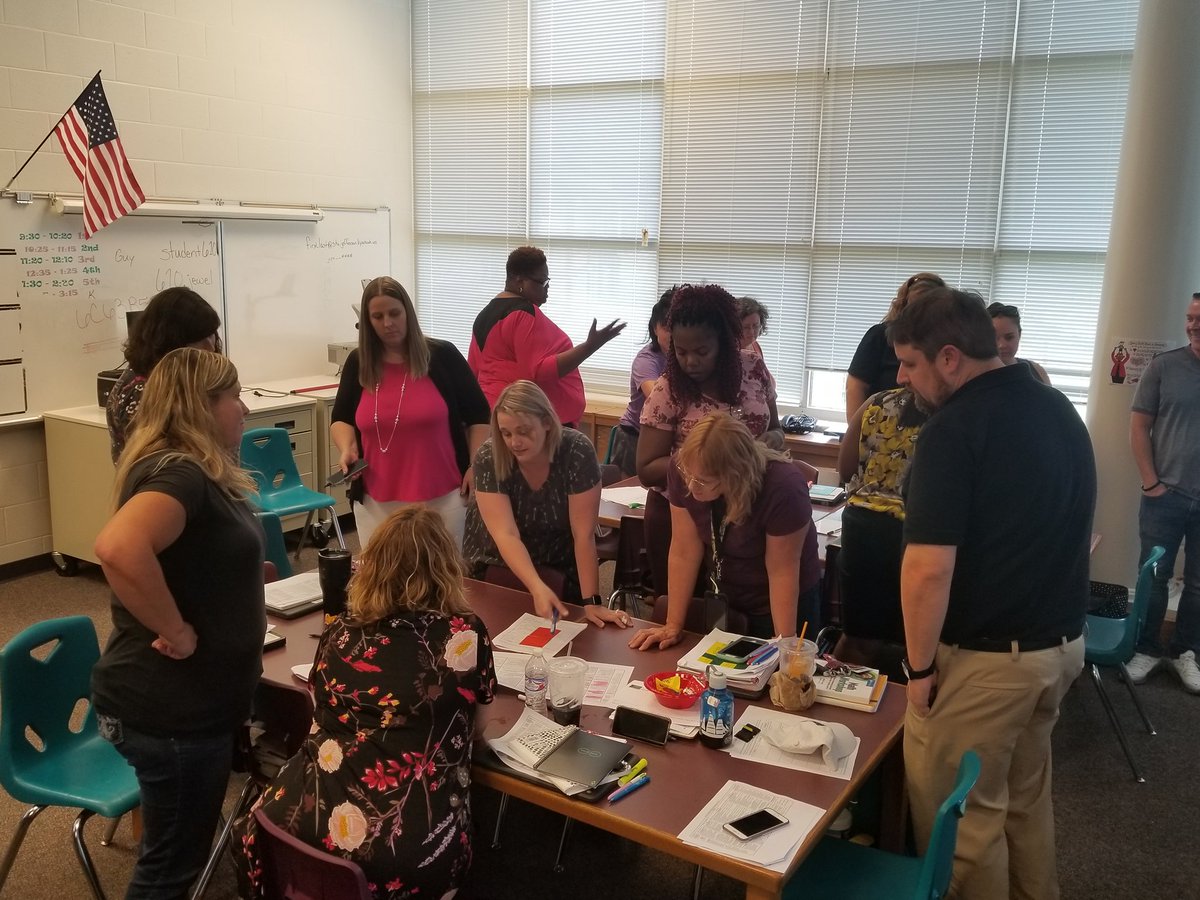 Lisa Morris tweet media