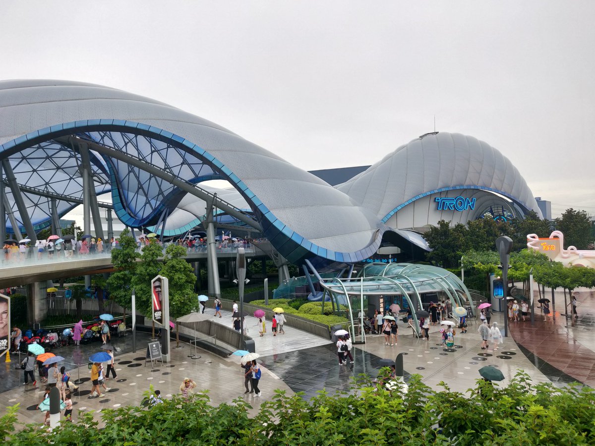 triggernel's tweet image. Shanghai Disneyland was everything. Some of Disney's best work to date!