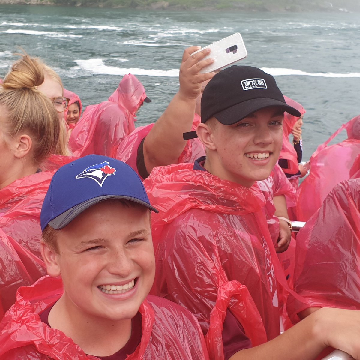 Lots of very luck Units got to ride the Hornblower and get up close and personal with Niagara Falls! 🇨🇦 #UK24WSJ