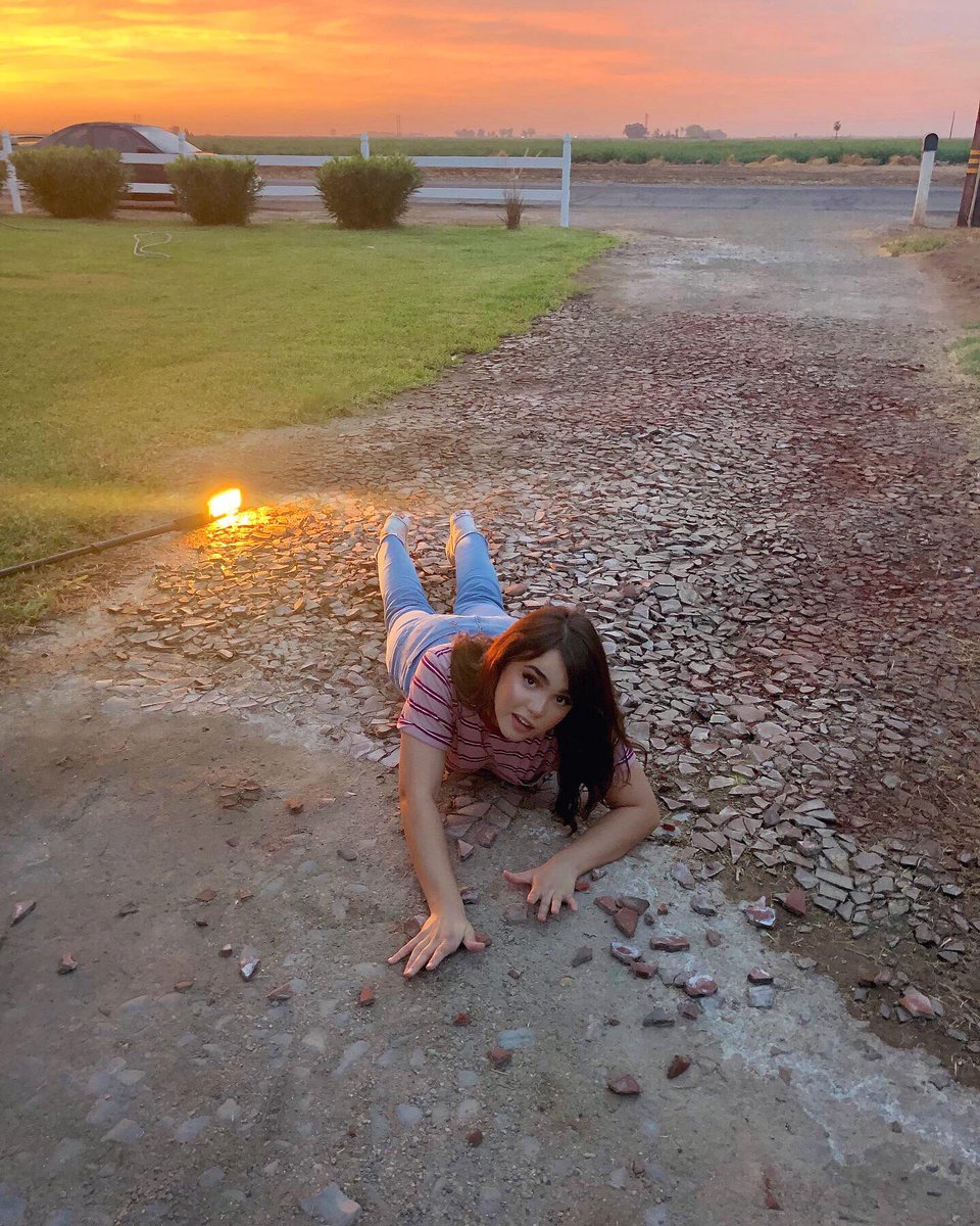 CalobRaeJepsen's tweet photo. The "Can you lay on the floor?" saga continues.. https://t.co/TOZkV62Ejp