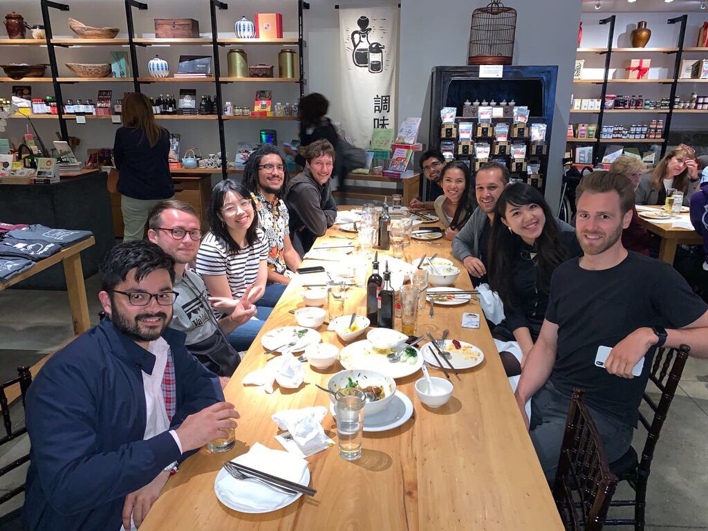 Day1DesignClub's tweet image. The 4th D1D gathering is in the books! We discussed lots of things, like when/how to work with brand agencies, consciously building time in for rest &amp;amp; vacation, and childhood dream jobs. At the end, we even discovered a speakeasy. Thanks for joining everyone. ✨