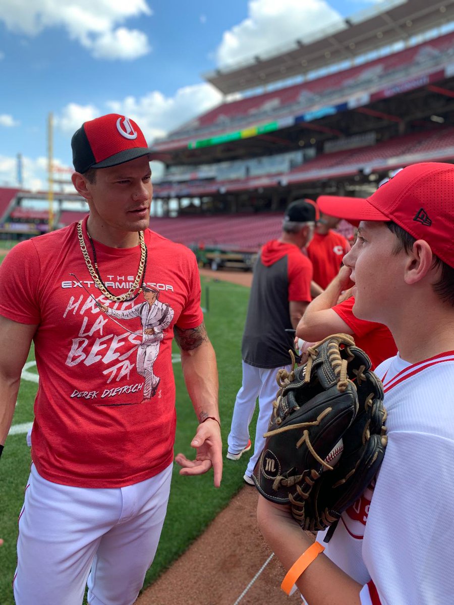 MovieChance's tweet photo. Jake Hertzman and Derek Dietrich talk about Chance the movie!
#Chance #ChanceTheMovie #TheMovieChance @Reds #DerekDietrich @FOXSportsOhio #letitfly  #baseball #ball #movie #youthmovie https://t.co/XMO6s6dXxo