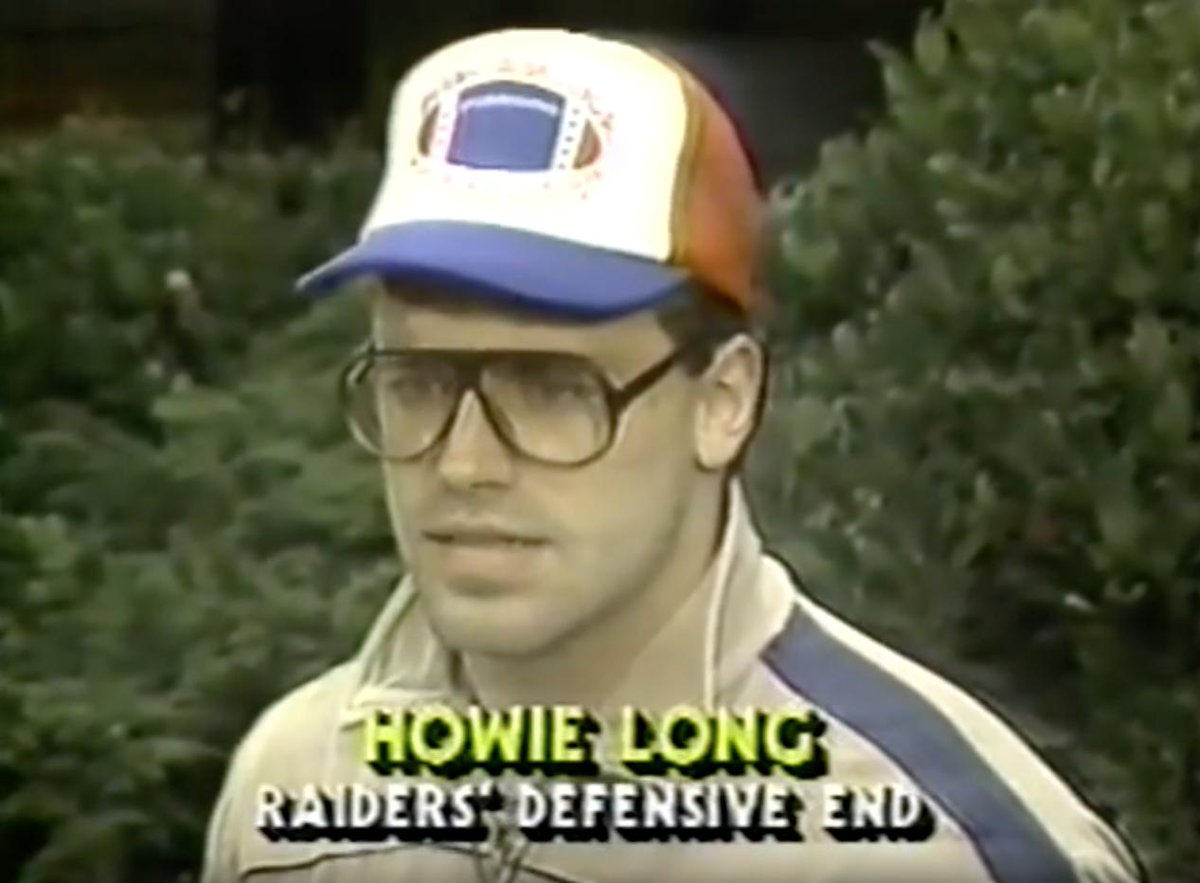 robbharskamp's tweet image. How in the HELL did I not know about this?
#howielong #nfl #LA #Raiders