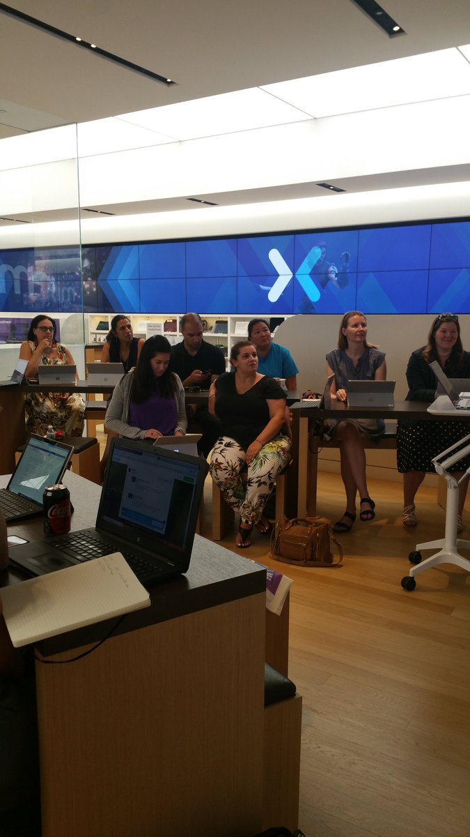 lieberrian's tweet photo. Sharing the @Flipgrid @wakelet Immersive Reader love at the local @MicrosoftStore...
#flipgrid #FlipgridFever #wakelet #wakeletwave #stuvoice @design2research @mtholfsen @MicrosoftEDU @Microsoft @Hacking_STEM https://t.co/sNLXtZHIr9