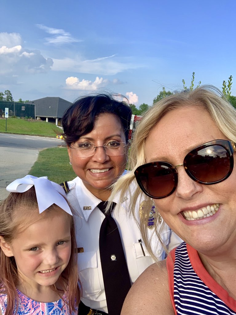 RonnaRGarrett's tweet photo. #NationalNightOut2019
King’sGrant hosted the Fayetteville Police Force and Fire Department. 👮‍♀️ 🚔 
Grateful to have Police Chief @ginavhawkins Gina V Hawkins and district City Council rep, @sixjsandak Kathy Keefe Jensen join us. Thanks for what you do every..single..day! https://t.co/p80isjWiSZ